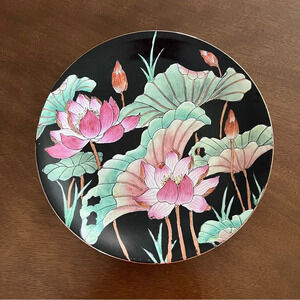 Vintage Famille Rose Noire Mille Fleur 10" Plate Gold Gild 1950s China Trader